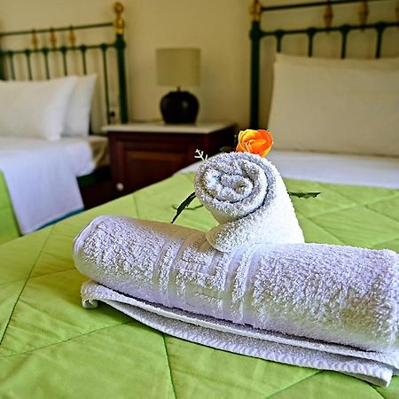 Erato Villa สโกเปลอสทาวน์ ภายนอก รูปภาพ